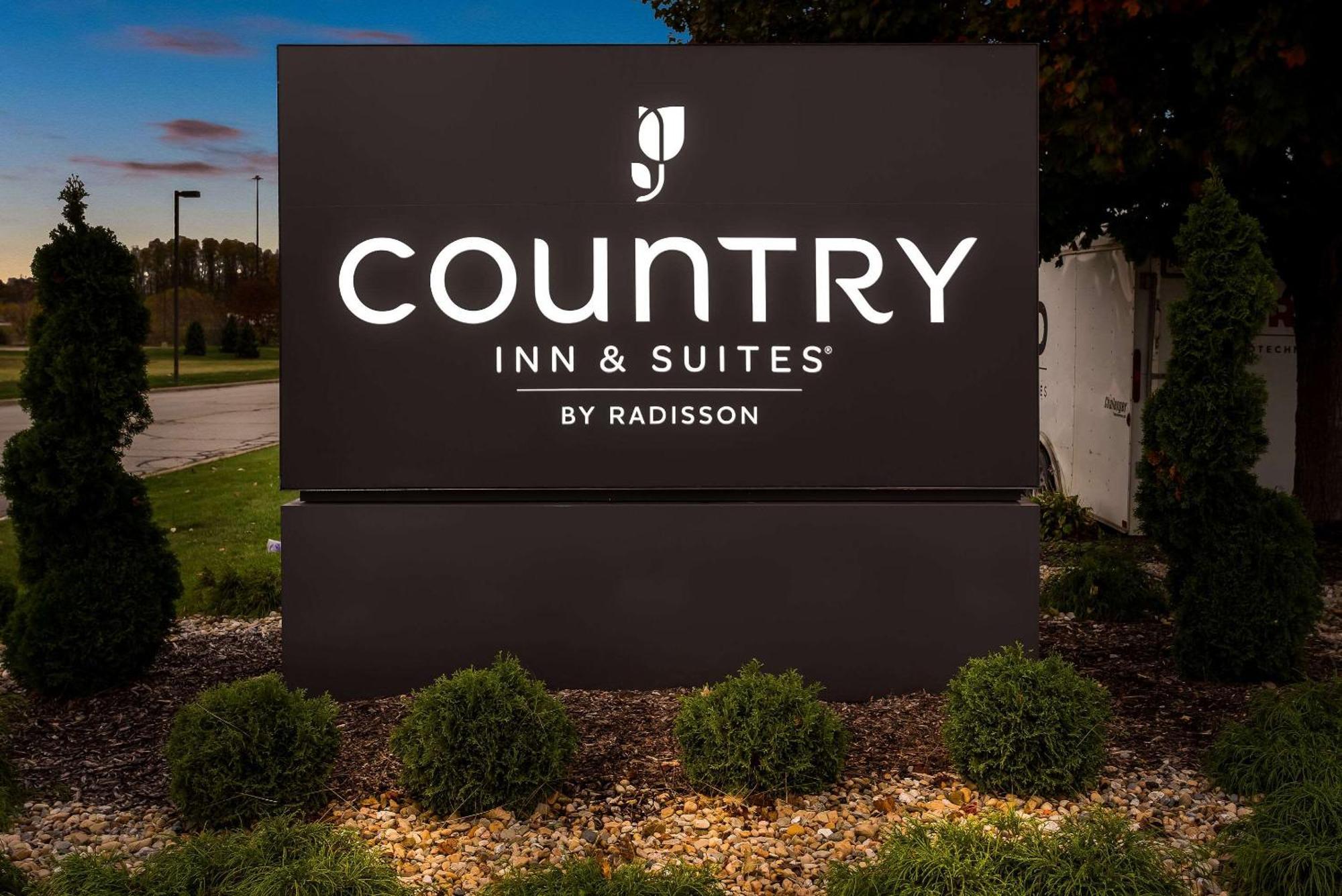 Country Inn & Suites By Radisson, Portage, In Екстер'єр фото