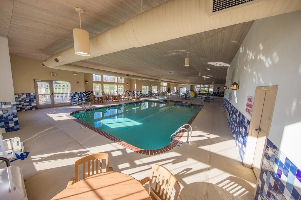 Country Inn & Suites By Radisson, Portage, In Екстер'єр фото
